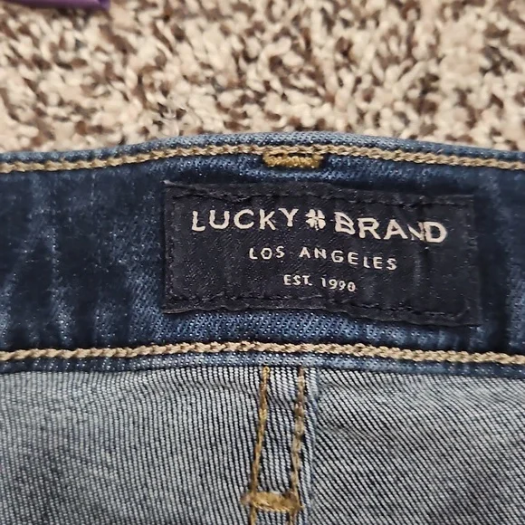 Lucky Brand High Rise Dark Blue Jeans - Picture 3 of 11